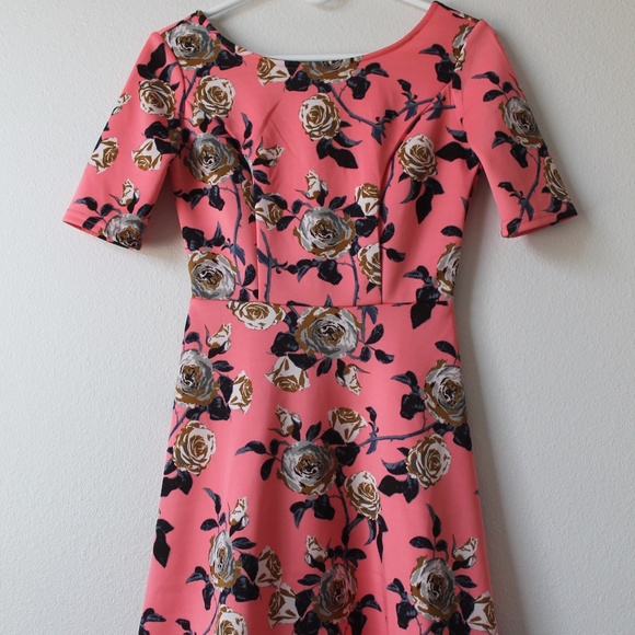 DRESS BUNDLE ✨ Pink Floral Skater Dress - Picture 1 of 4